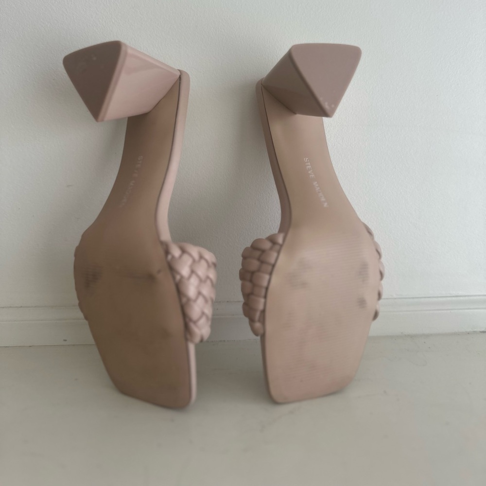 Steve Madden S8 chunky nude heel - Picture 2 of 4